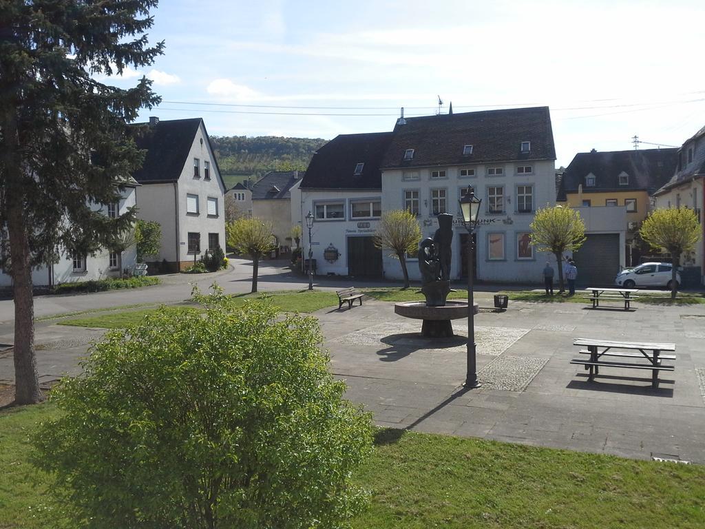 فندق Weinhaus Kurtrierer Hof ليوين المظهر الخارجي الصورة