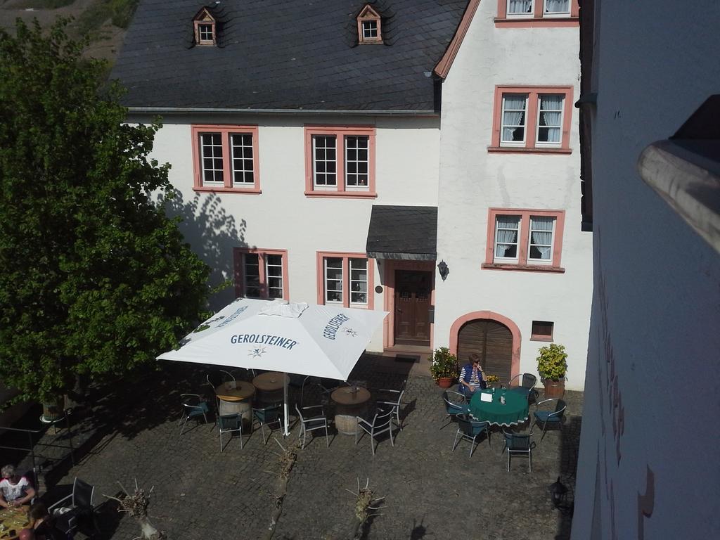 فندق Weinhaus Kurtrierer Hof ليوين المظهر الخارجي الصورة